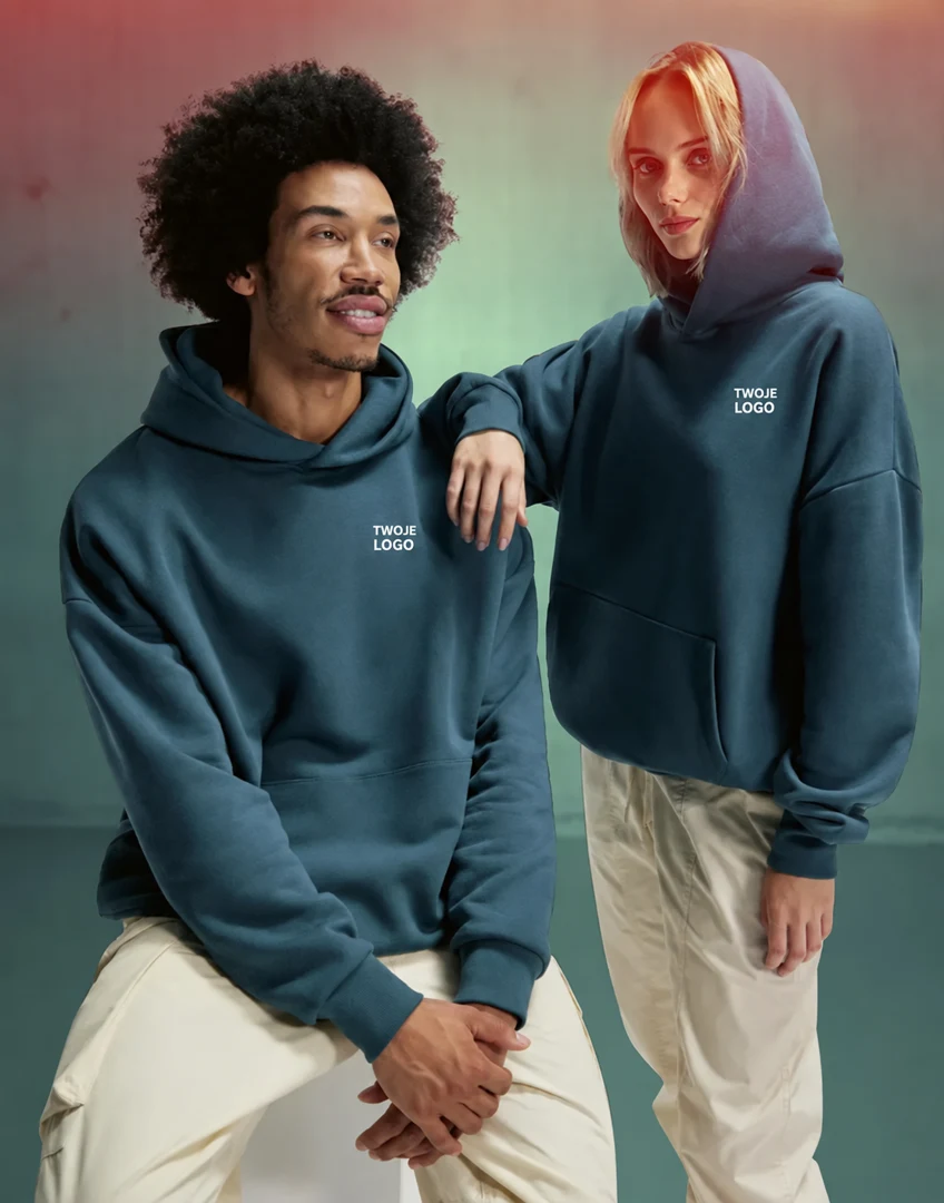 TEXTILE EUROPE · B&C Influence Hoodie — przykład znakowania